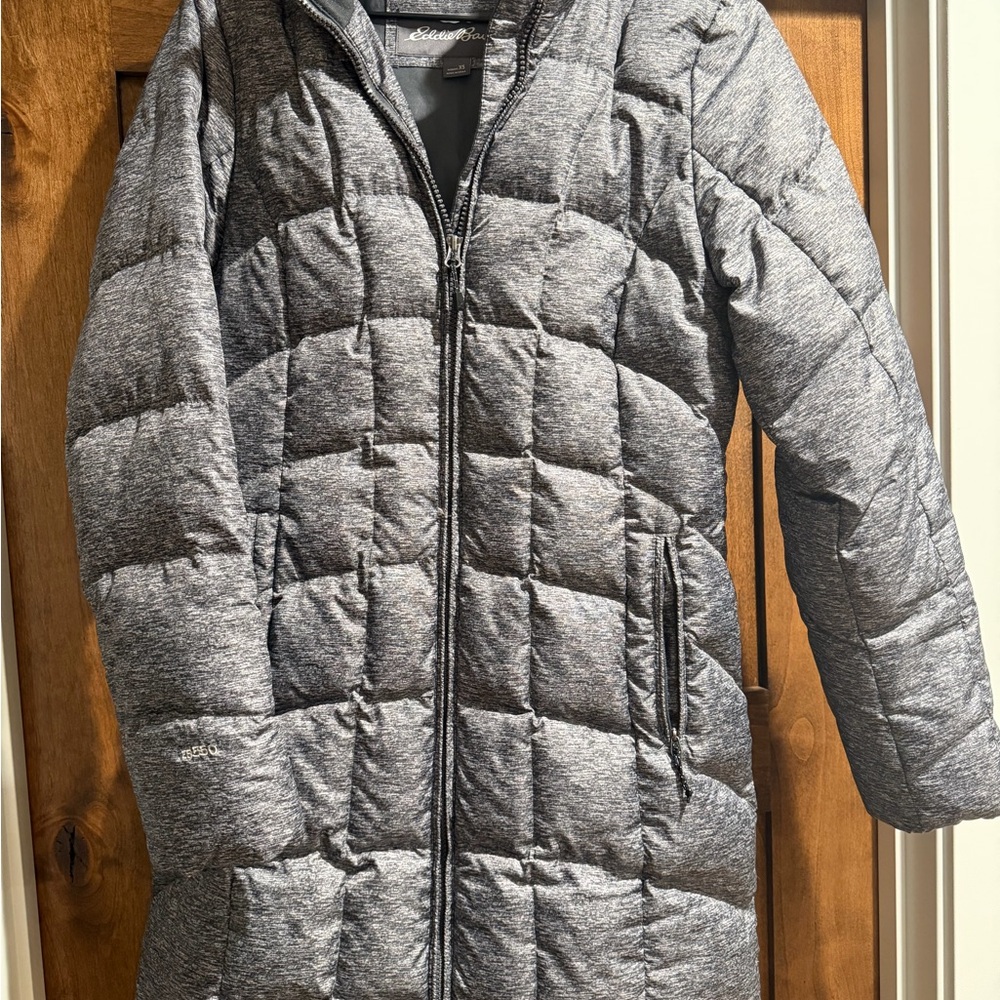 Eddie Bauer Women's Black and Gray Jacket